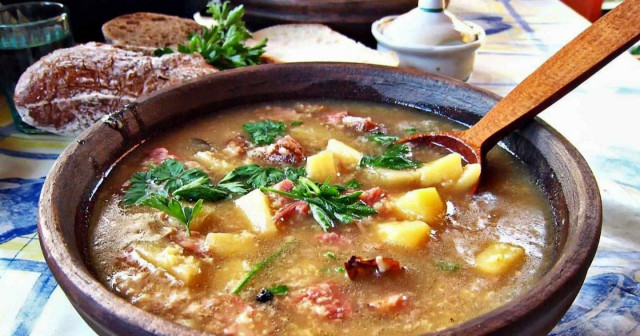 Кулеш с тушенкой