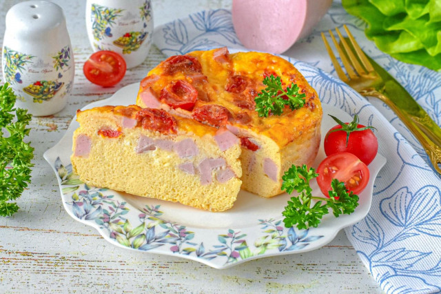 Омлет с колбасой и сыром в аэрогриле