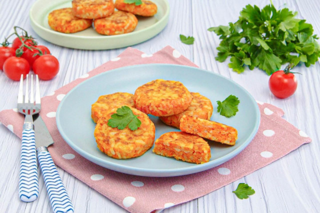 Котлеты из моркови на сковороде