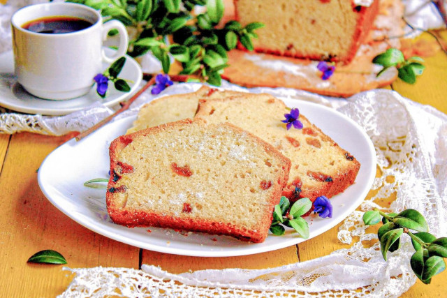 Кекс английский классический с изюмом