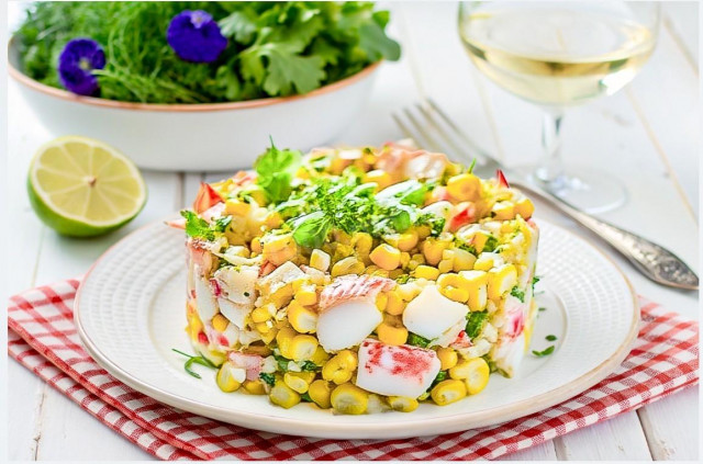 Салат Дипломат с крабовыми палочками