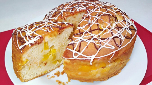 Пирог с консервированными персиками Каравай без дрожжей