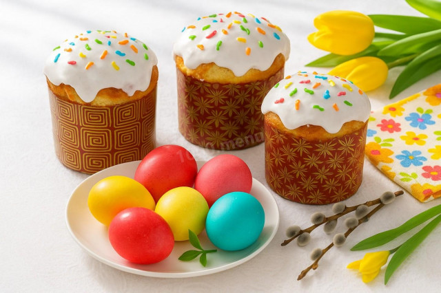 Кулич без изюма и дрожжей