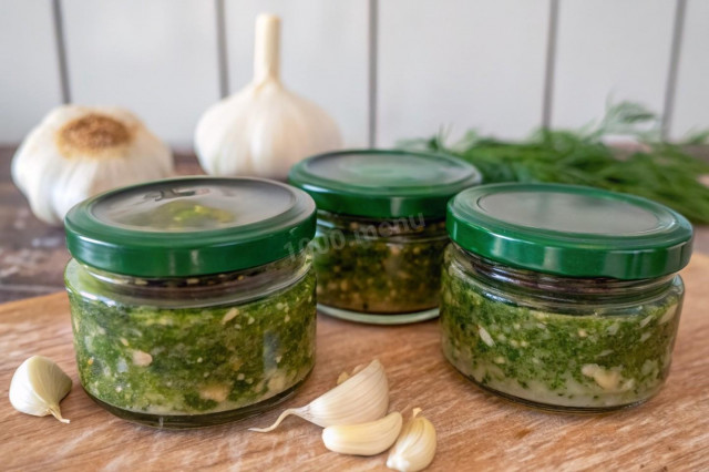 Засолка чеснока с укропом на зиму