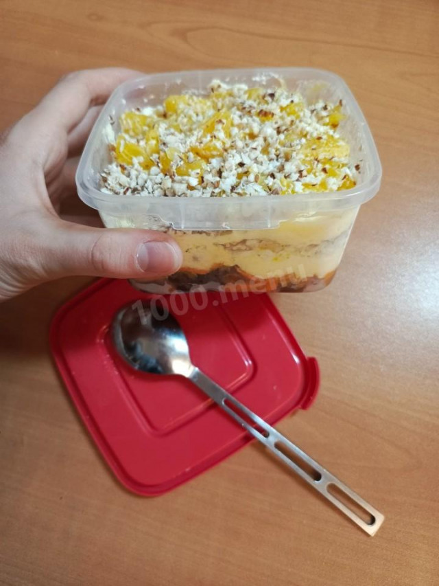 салат любовница с апельсином и изюмом