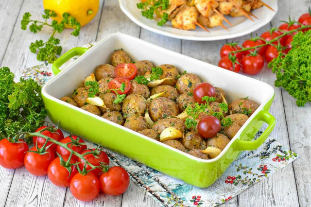 Беби картофель в духовке