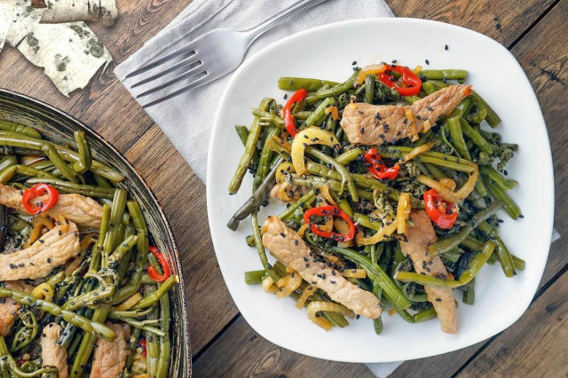 Папоротник орляк по корейски