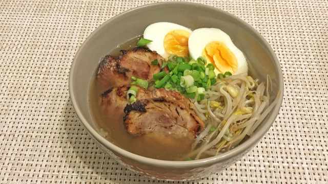 Рамен Тонкоцу Рамен - Японский суп с лапшой