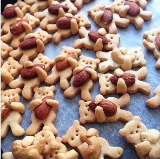 Песочное печенье Домашние Мишки Барни с орешками