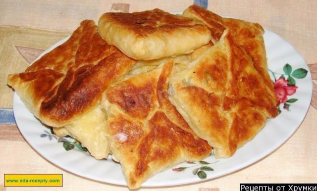 Хачапури с брынзой и картошкой в духовке