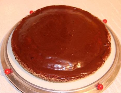 Торт с шоколадным кремом