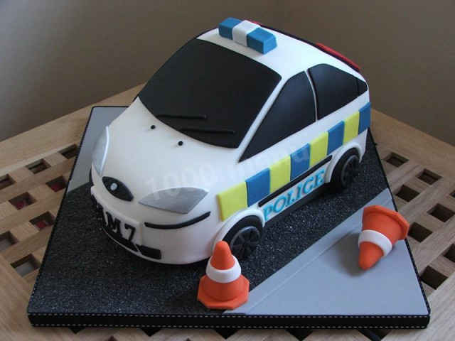 Торт полицейская машина из мастики