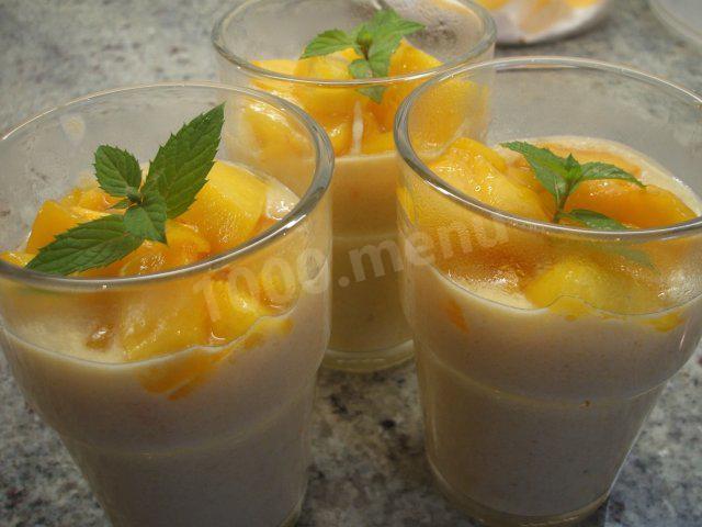Десерт Летний с персиками и абрикосами