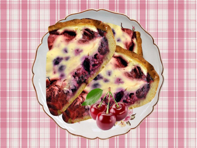 Сметанный пирог с замороженными ягодами вишни