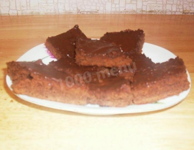 Выпечное шоколадное пирожное