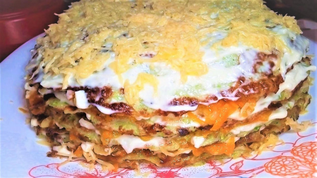 Кабачковый тортик с сыром и майонезом