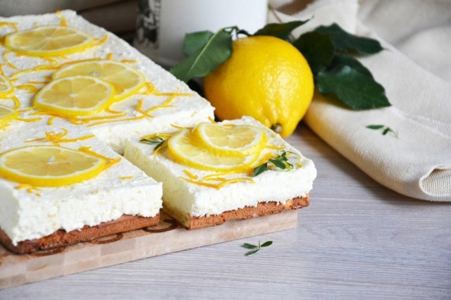 Творожный торт без желатина с лимоном