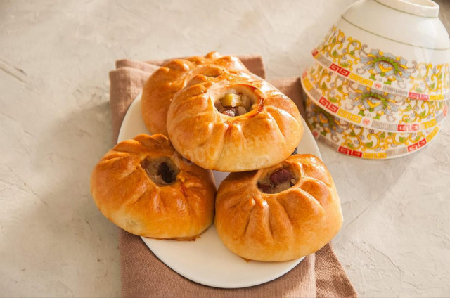 Татарские пирожки с мясом и картошкой