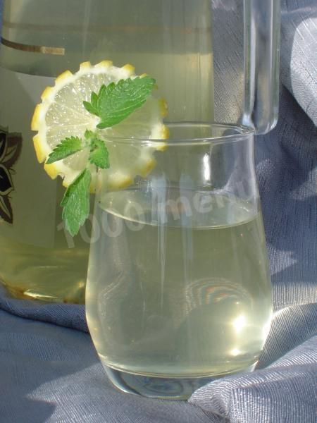 Лимонный тонизирующий напиток